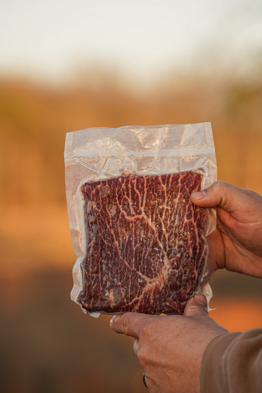 Flat Iron Steak (Wagyu × Angus)