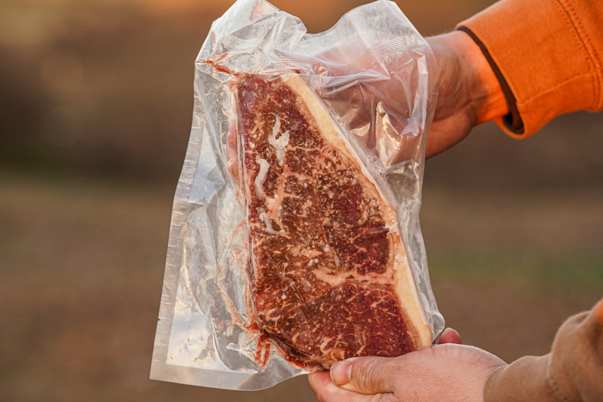 USDA PRIME New York Strip (Wagyu × Angus)